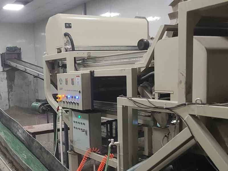 色选机|食品色选机|再生资源色选机|矿石色选机|履带色选机