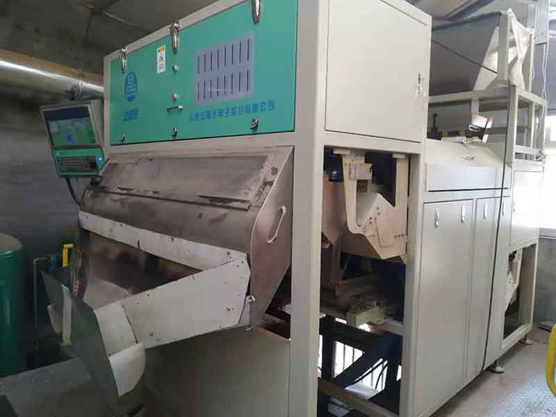 色选机|食品色选机|再生资源色选机|矿石色选机|履带色选机