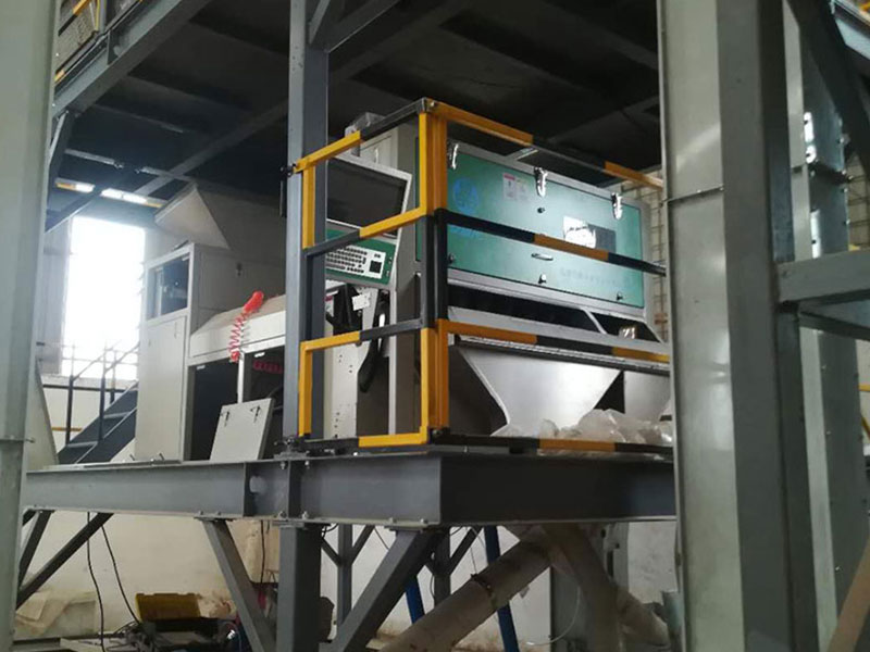 色选机|食品色选机|再生资源色选机|矿石色选机|履带色选机